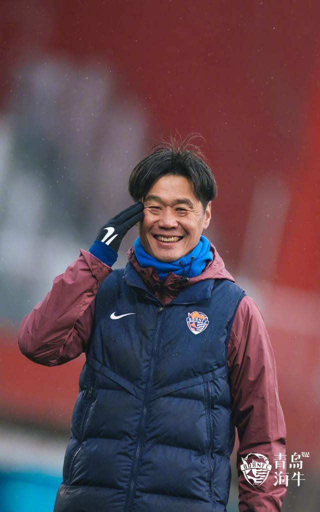 沙特电竞杯2025赛程-【2025中超巡礼之海牛】中超第三年 海牛求发展